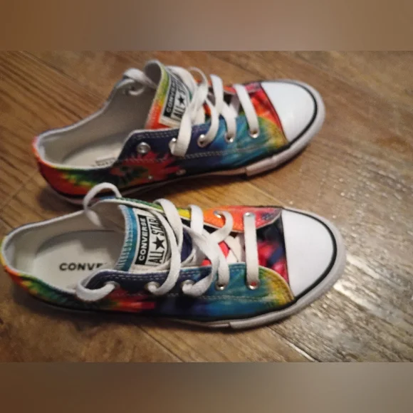 Converse  Sneakers Classic Tie Dye Canvas Low-Top - Picture 4 of 13